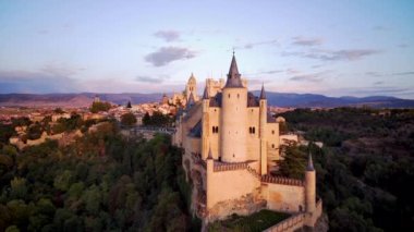 Kale Alcazar Segovia 'nın Hava Aracı Görünümü - Bu Şato (Müze) bir Unesco Dünya Mirası Alanı