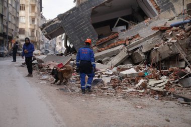 Antakya, Hatay, Türkiye - 12 Şubat 2023: Türkiye Depremi, Kahramanmaras, Gaziantep, Adana, Hatay, Adiyaman Şubat 2023, Deprem Sahneleri