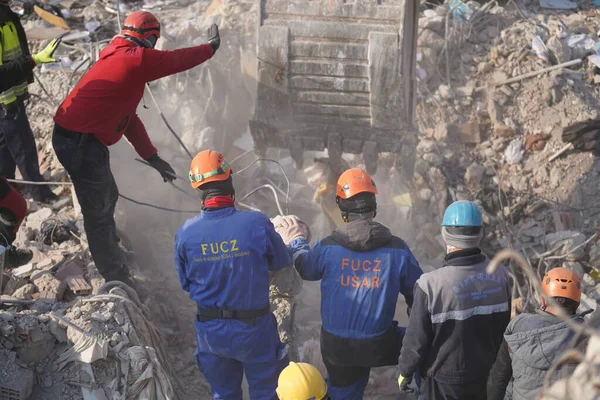 Antakya, Hatay, Türkiye - 13 Şubat 2023: Türkiye Depremi, Kahramanmaras, Gaziantep, Adana, Hatay, Adiyaman Şubat 2023, Deprem Sahneleri