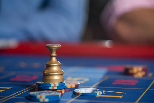 Chips Stapel Glückszahl Roulette Tisch Casino — Stockfoto