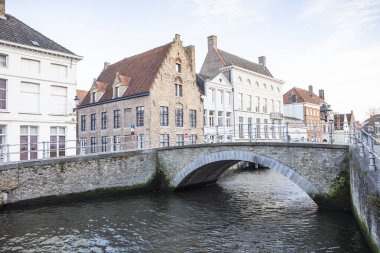 Tarihi şehir merkezi Bruges 'ün (Brugge) klasik manzarası, Batı Flanders, Belçika