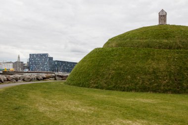 Reykjavik 'teki opera binası.