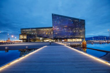 Reykjavik 'teki opera binası.