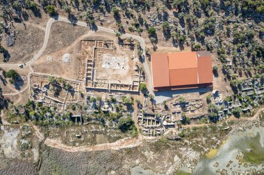 Antalya Andriake kentindeki antik Türkiye kentinin kalıntıları.