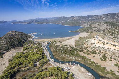 Antalya Andriake kentindeki antik Türkiye kentinin kalıntıları.