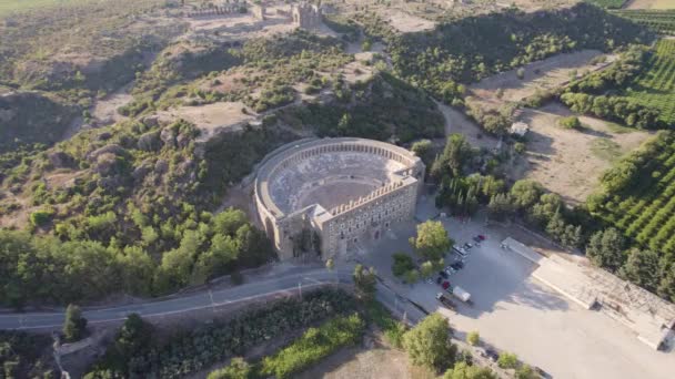 Aerial Drone Video Aspendos Ancient Theater Antalya Turkey Showcasing Impressive — Stock Video