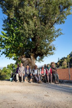 Antalya 'daki Selge antik şehrinde, Adam Kayalar, çok sayıda ayakta duran insana benzemektedir ve insanlar onlara tuhaf ve fantastik yapılarından dolayı Avatar Diyarı adını vermişlerdir..