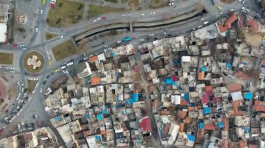 Gaziantep Şatosu 6 Şubat 'ta Kahramanmara merkezli depremlerde ağır hasar gördü ve bazı tahkimatlar yıkımla hasar gördü.. 