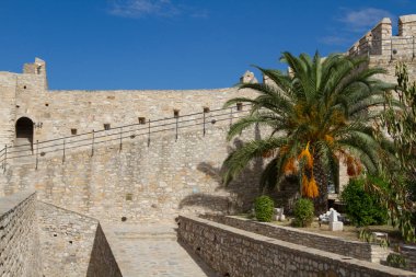 Cesme Castle ve Marina Drone Fotoğrafları, Cesme İzmir Türkiye
