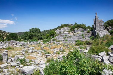 Adada, Türkiye 'nin Isparta ilinde yer alan antik Pisidia' da antik bir kent ve arkeoloji alanıdır..
