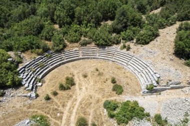 Adada, Türkiye 'nin Isparta ilinde yer alan antik Pisidia' da antik bir kent ve arkeoloji alanıdır..