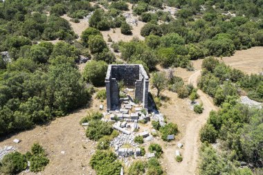 Adada, Türkiye 'nin Isparta ilinde yer alan antik Pisidia' da antik bir kent ve arkeoloji alanıdır..