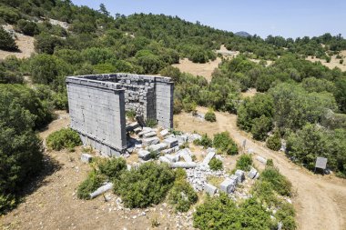 Adada, Türkiye 'nin Isparta ilinde yer alan antik Pisidia' da antik bir kent ve arkeoloji alanıdır..