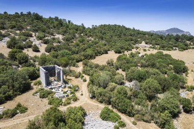 Adada, Türkiye 'nin Isparta ilinde yer alan antik Pisidia' da antik bir kent ve arkeoloji alanıdır..
