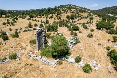 Adada, Türkiye 'nin Isparta ilinde yer alan antik Pisidia' da antik bir kent ve arkeoloji alanıdır..