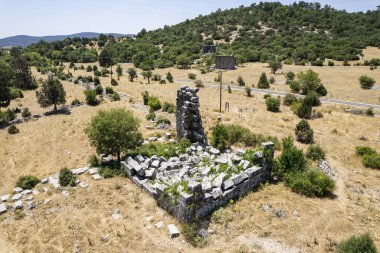 Adada, Türkiye 'nin Isparta ilinde yer alan antik Pisidia' da antik bir kent ve arkeoloji alanıdır..