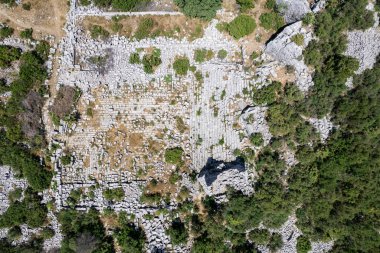 Adada, Türkiye 'nin Isparta ilinde yer alan antik Pisidia' da antik bir kent ve arkeoloji alanıdır..