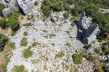 Adada, Türkiye 'nin Isparta ilinde yer alan antik Pisidia' da antik bir kent ve arkeoloji alanıdır..