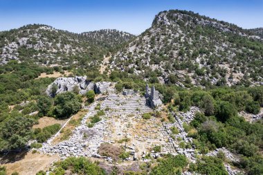 Adada, Türkiye 'nin Isparta ilinde yer alan antik Pisidia' da antik bir kent ve arkeoloji alanıdır..