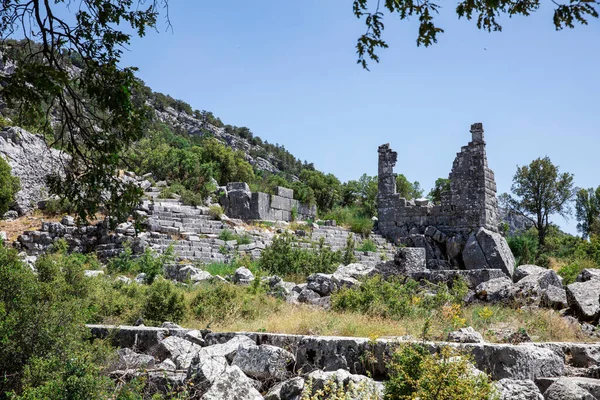 Adada, Türkiye 'nin Isparta ilinde yer alan antik Pisidia' da antik bir kent ve arkeoloji alanıdır..
