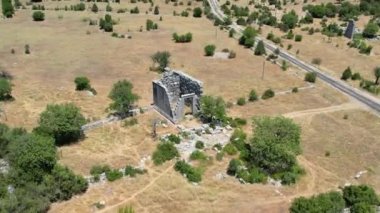 Adada, Türkiye 'nin Isparta ilinde yer alan antik Pisidia' da antik bir kent ve arkeoloji alanıdır..