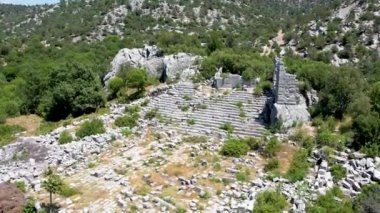 Adada, Türkiye 'nin Isparta ilinde yer alan antik Pisidia' da antik bir kent ve arkeoloji alanıdır..