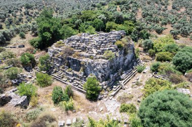 Antik Efes, Seluk, zmir, Türkiye yakınlarındaki Belevi mozolesinin kalıntıları.