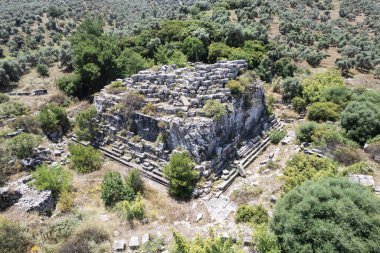 Antik Efes, Seluk, zmir, Türkiye yakınlarındaki Belevi mozolesinin kalıntıları.