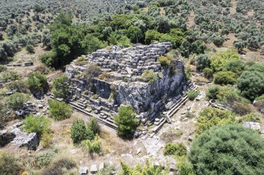 Antik Efes, Seluk, zmir, Türkiye yakınlarındaki Belevi mozolesinin kalıntıları.