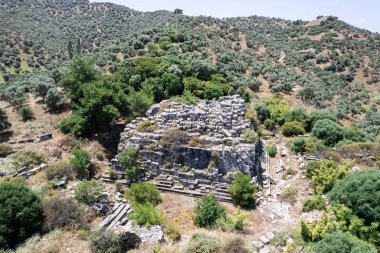 Antik Efes, Seluk, zmir, Türkiye yakınlarındaki Belevi mozolesinin kalıntıları.