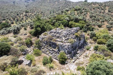 Antik Efes, Seluk, zmir, Türkiye yakınlarındaki Belevi mozolesinin kalıntıları.