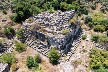 Antik Efes, Seluk, zmir, Türkiye yakınlarındaki Belevi mozolesinin kalıntıları.