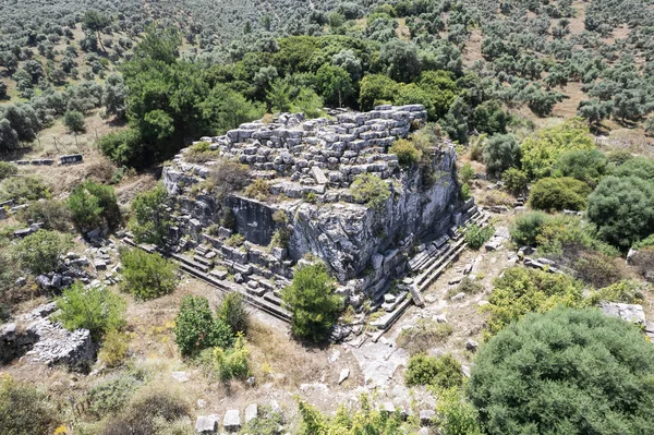 Antik Efes, Seluk, zmir, Türkiye yakınlarındaki Belevi mozolesinin kalıntıları.