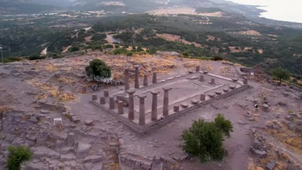 Atenea Templo Assos Ciudad Antigua Drone Video Behramkale Asos Canakkale — Vídeos de Stock