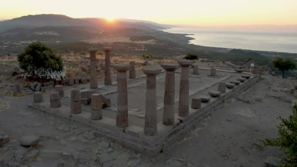 Aténský Chrám Antickém Městě Assos Dron Video Behramkale Asos Canakkale — Stock video