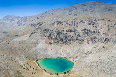 Resimli yüksek irtifa gölü manzarası Yeilgl, Yeşil göl, Gmbe, Antalya