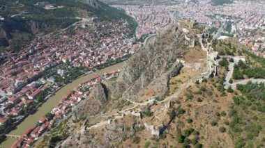 Amasya, Hindi. Tarihi şatosu olan Amasya şehri manzarası