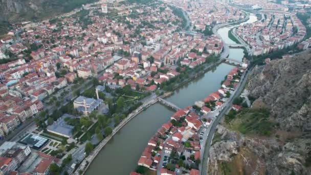 Amasya Turquia Antiga Ribeirinha Turco Otomano Edifícios Cidade Sua Reflexão — Vídeo de Stock