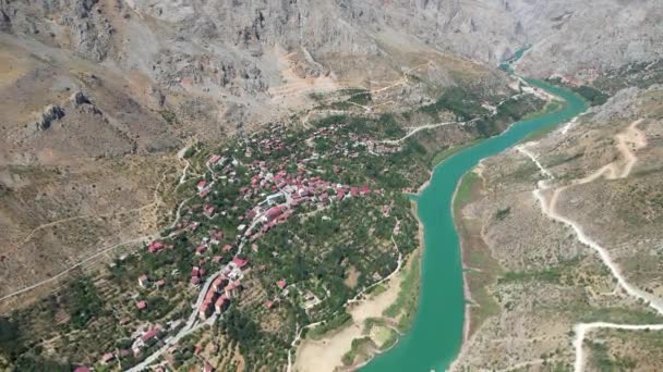 Pemandangan Drone Udara Dari Distrik Erzincan Kemaliye Kota Paragliding Dan — Stok Video
