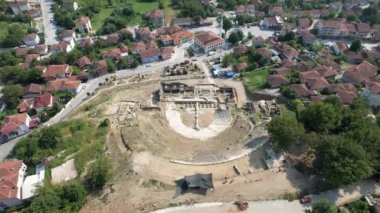 Prusias ad Hypium, Roma 'nın son eyaletlerinden Honorias' ta yer alan bir şehirdir. Dzce 'deki antik şehir (Türkiye) 