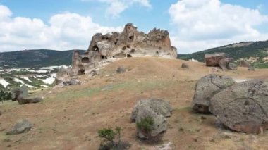 Tarihsel antik Phrygian (Phrygian Vadisi, Gordion) Vadisi. Vadi popüler bir turistik merkezdir..