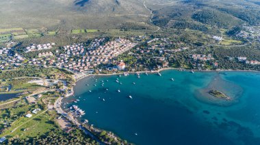 Ildr is a picturesque sea-side village on the Aegean Sea coast belonging to the administrative district of eme in Turkey's zmir Province, facing Chios clipart