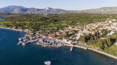 Ildr is a picturesque sea-side village on the Aegean Sea coast belonging to the administrative district of eme in Turkey's zmir Province, facing Chios clipart