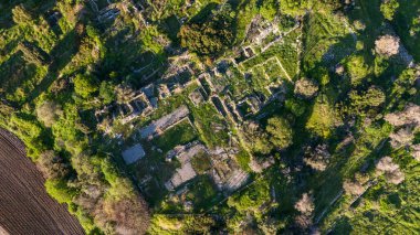 Ildr, Türkiye 'nin İzmir ilinde benim idari bölgeme ait Ege Denizi kıyısında Chios' a bakan pitoresk bir deniz kenarı köyüdür.