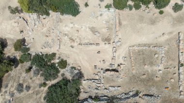 Yunanistan 'ın Loutraki kentindeki Vouliagmenis Gölü yakınlarındaki Heraion ikonik arkeolojik sahasından görüntüler.