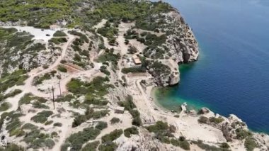 Yunanistan 'ın Loutraki kentindeki Vouliagmenis Gölü yakınlarındaki Heraion ikonik arkeolojik sahasından görüntüler.