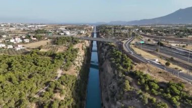 Drone 'dan Corinth Kanalı.