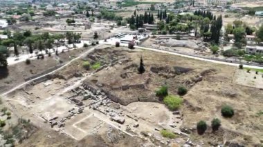 corinth, Yunanistan - Arkeoloji arka plan Tapınağı kalıntıları