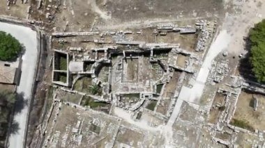 corinth, Yunanistan - Arkeoloji arka plan Tapınağı kalıntıları