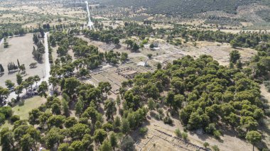 Epidaurus Antik Tiyatrosu, Yunan Epidaurus şehrinde antik Yunan tıp tanrısı Asclepius 'a adanmış bir tiyatrodur..